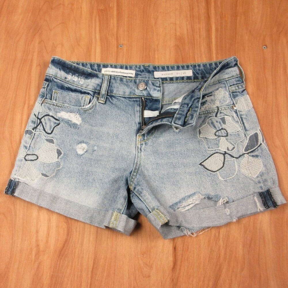 PILCRO Anthropologie Embroidered Floral Jean Shorts‎ Sz 26-28 Ripped Denim Jorts